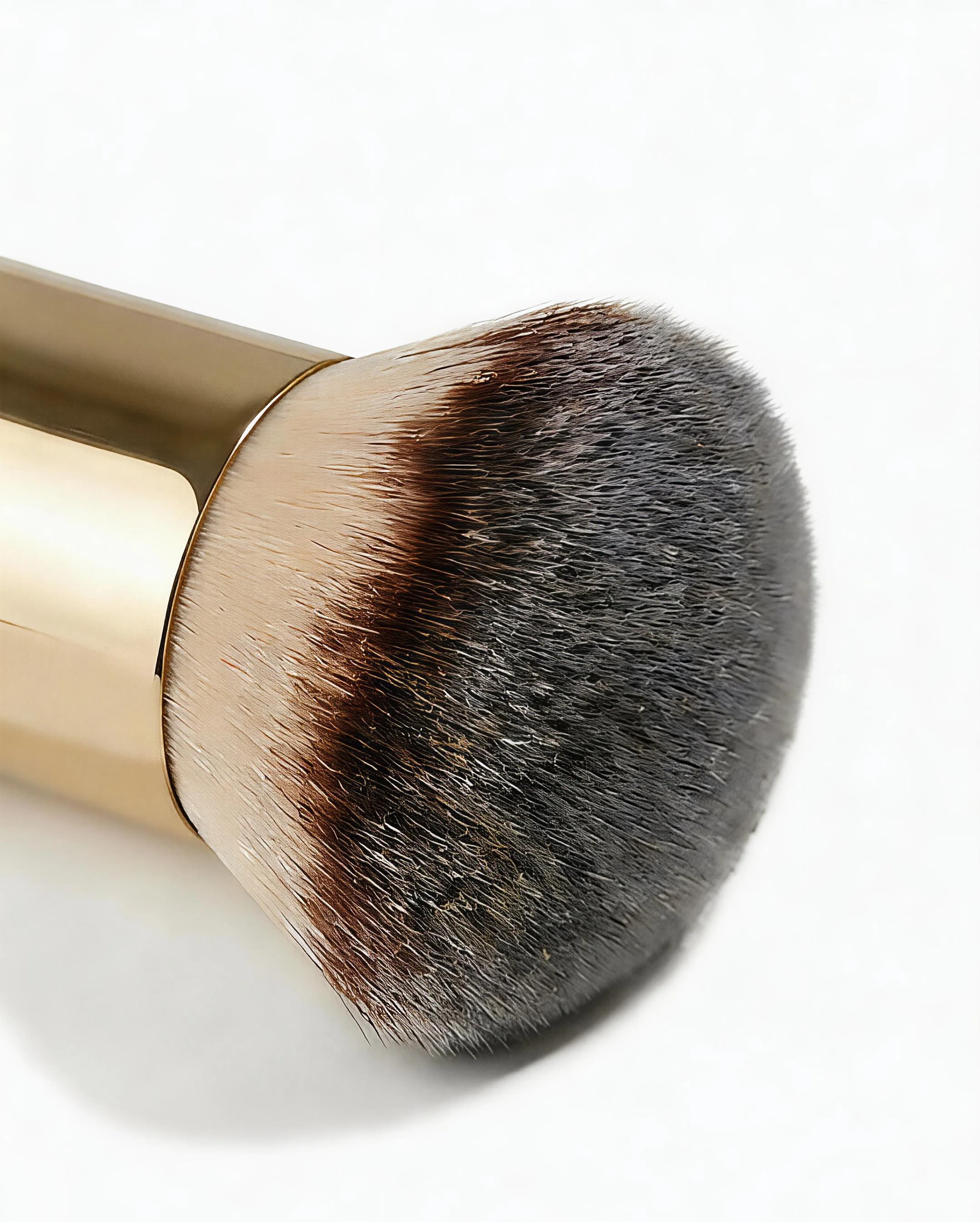 แปรงแต่งหน้าท่อทองแดงดำ - ขนอาบผสมหนาแบบสองสี