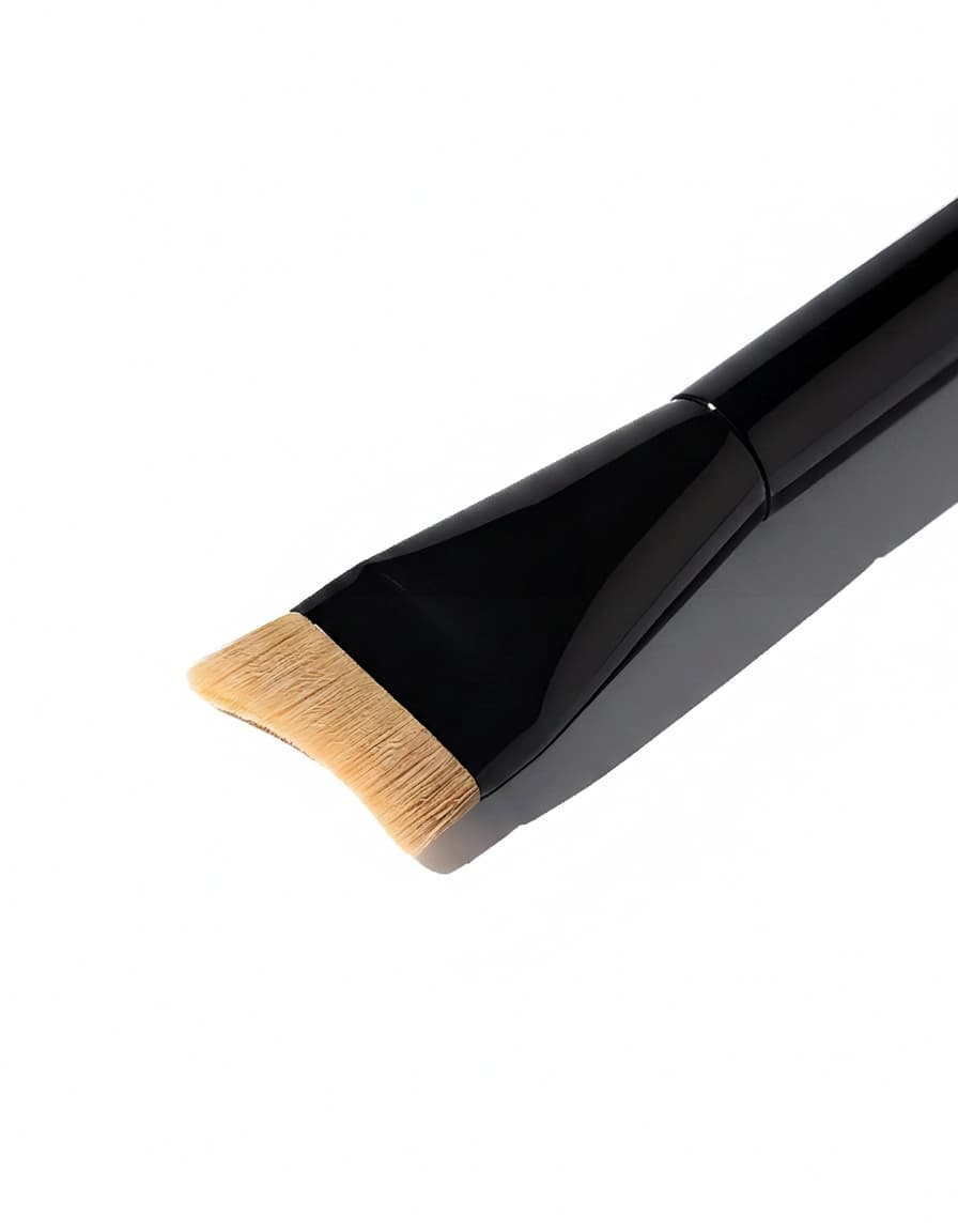 Crescent Shape Makeup Brush - Crescent-Curved Contouring Bristles